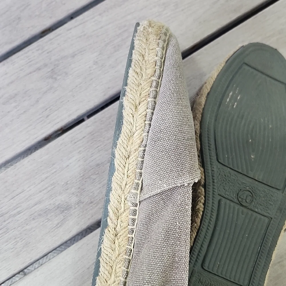 Casual Men's Slip-On Loafers in Taupe